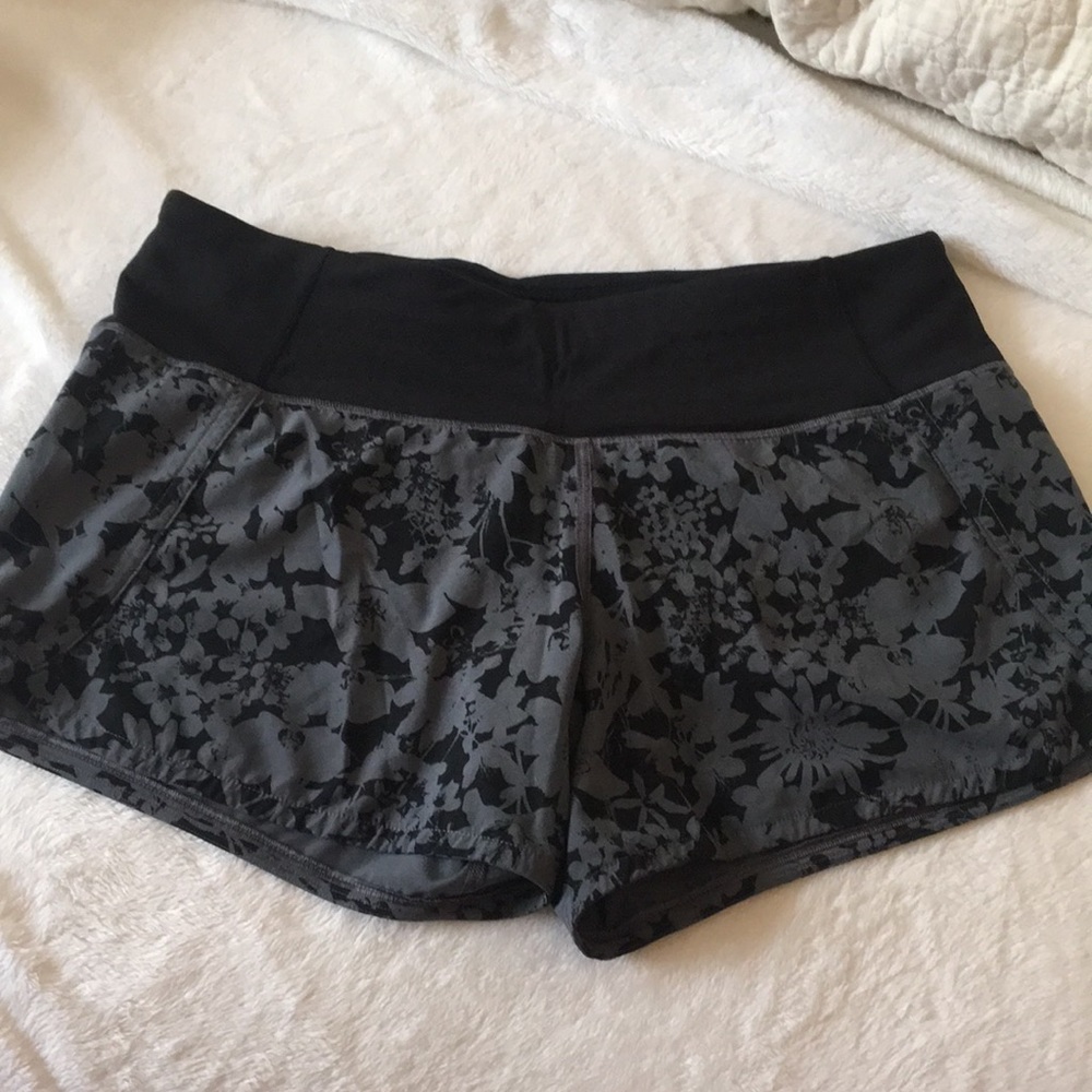 Lululemon size 6 shorts!